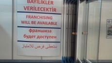ustten-askili-cam-balkon-sistemleri-017 ustten-askili-cam-balkon-sistemleri-017